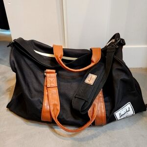 Herschel Supply Co. BLACK Duffel bag